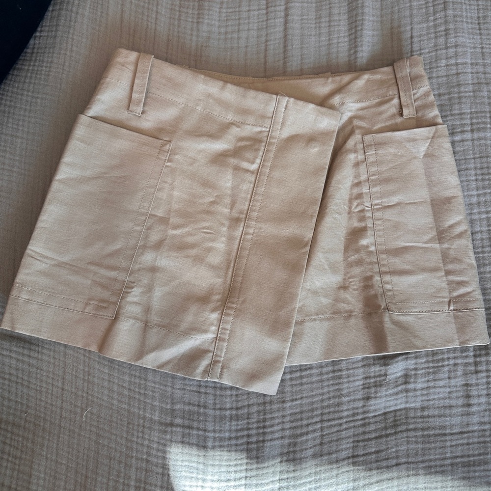 Mango wrap skirt sz2 NWT